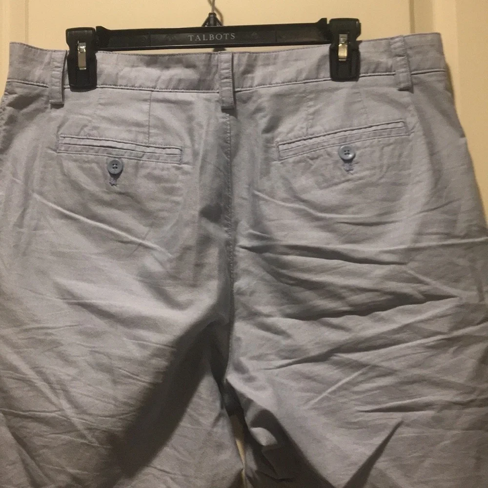 Banana Republic mens 100% cotton Bermuda shorts light blue with pockets size 34